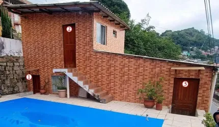 Casa para Venda em Florianópolis, Centro, 3 dormitórios, 1 banheiro, 1 vaga