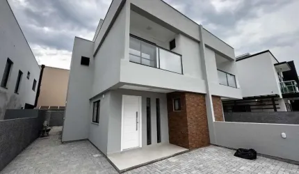 Casa para Venda em Florianópolis, Carianos, 3 dormitórios, 1 suíte, 3 banheiros, 2 vagas