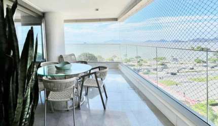 Apartamento para Venda em Florianópolis, Agronômica, 4 dormitórios, 4 suítes, 5 banheiros, 3 vagas