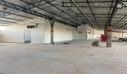 Galpão para Venda em Florianópolis, Carianos, 1 banheiro