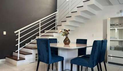 Casa para Venda em Florianópolis, Itacorubi, 4 dormitórios, 3 suítes, 6 banheiros, 2 vagas