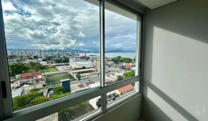 Apartamento para Venda em Florianópolis, Estreito, 2 dormitórios, 2 suítes, 3 banheiros, 1 vaga