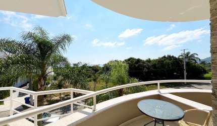 Casa para Venda em Florianópolis, Jurerê Internacional, 5 dormitórios, 5 suítes, 8 banheiros, 4 vagas