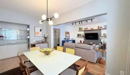 Apartamento para Venda em Florianópolis, Centro, 3 dormitórios, 1 suíte, 3 banheiros, 2 vagas