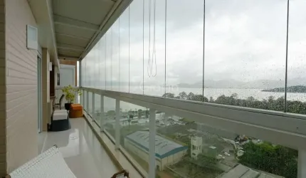 Apartamento para Venda em Florianópolis, Agronômica, 3 dormitórios, 3 suítes, 5 banheiros, 2 vagas