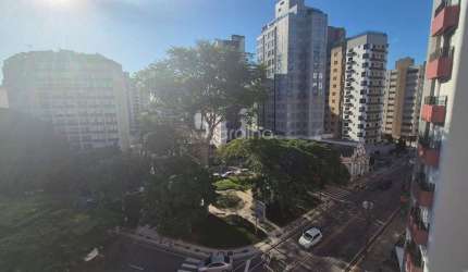 Apartamento para Venda em Florianópolis, Centro, 3 dormitórios, 3 suítes, 5 banheiros, 2 vagas