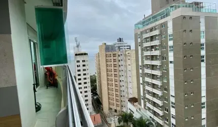 Apartamento para Venda em Florianópolis, Agronômica, 3 dormitórios, 3 suítes, 4 banheiros, 2 vagas