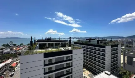 Apartamento para Venda em Florianópolis, Jardim Atlântico, 3 dormitórios, 3 suítes, 4 banheiros, 2 vagas