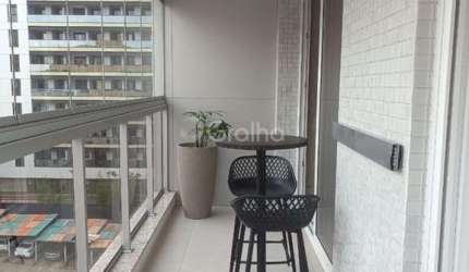 Apartamento para Venda em Florianópolis, Centro, 2 dormitórios, 1 suíte, 2 banheiros, 1 vaga