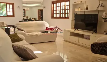 Casa  no City Bussocaba é uma oportunidade imperdível para quem procura uma moradia espaçosa, confortável e bem localizada.
