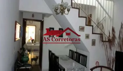 Sobrado aconchegante  à venda  no Jaguaré.