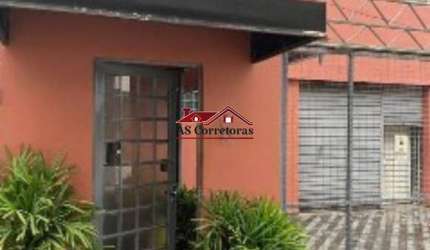 Prédio comercial de 400m² para venda ou locação na Vila Sônia, próximo ao metrô.