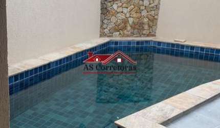 Sobrado com Piscina à venda no Jaguaré.