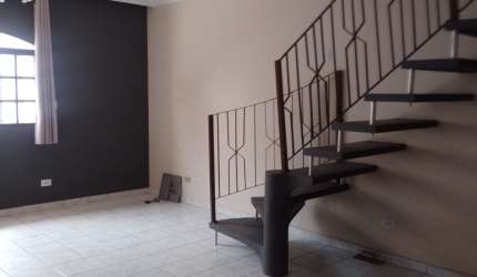 casa  pra venda em Jandira de 3 dormitórios
