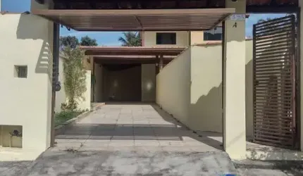 Casa com edicula Massaguaçu