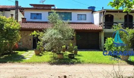 Casa 4 dorms, 3 suítes, 5 wc, Delfim Verde - poucos passos do mar !