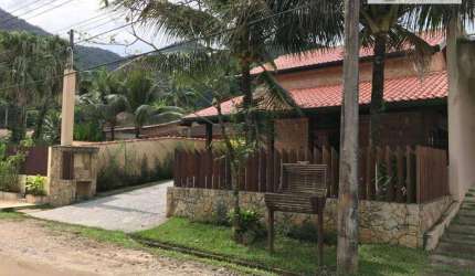 Casa com 3 dormitórios para alugar, 215 m² por R$ 1.650,00/dia - Condomínio Pedra Verde - Ubatuba/SP