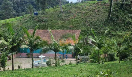 Sítio à Venda em Tapiraí - SP