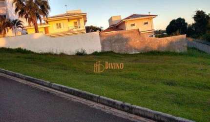 Lote à Venda no Condomínio Village Vert
