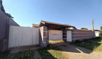 Casa à Venda em Araçoiaba da Serra, SP
