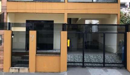 Sobrado com 3 dormitórios à venda,200.00 m , NAÇÕES, BALNEARIO CAMBORIU - SC