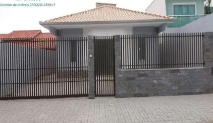 Casa em Camboriú no bairro São Francisco de Assis