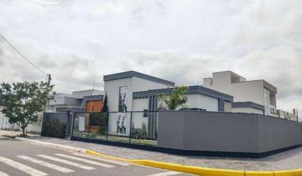 Casa de Alto Padrão em Tijucas