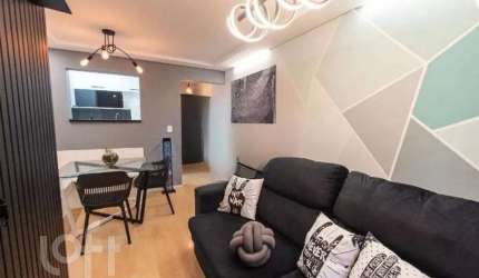 Apartamento com 3 quartos à venda na Rua dos Tapes, 41, Liberdade, São Paulo por R$ 435.000