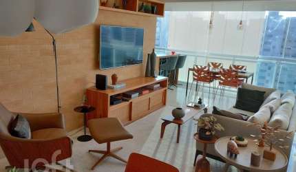 Apartamento com 3 quartos à venda na Rua Nilo, 170, Liberdade, São Paulo por R$ 2.042.500