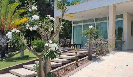 Casa em condomínio de 450m² com 5 suítes à venda  por R$ 3.000.000