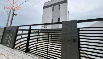 Apartamento com 2 dormitórios à venda, 55 m² por R$ 243.000,00 - Jardim Camboinha - Cabedelo/PB