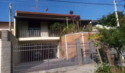 Casa para Venda em Valinhos, Jardim Celani, 3 dormitórios, 1 suíte, 3 banheiros, 2 vagas