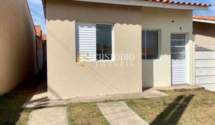 Imperdível oportunidade: Casa de condomínio à venda em Sorocaba-SP, Parque Vitória Régia, 2 quartos, 1 banheiro, 2 vagas, 49m²!