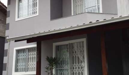 LINDO SOBRADO À VENDA NO PARANAGUAMIRIM - JOINVILLE sc