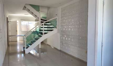 Casa duplex com 02 quartos sendo 01 suíte à venda em Messejana | Parque Verde