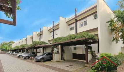 Casa com 3 quartos à venda na Rua Conselheiro Xavier da Costa, 3428, Ipanema, Porto Alegre por R$ 785.000