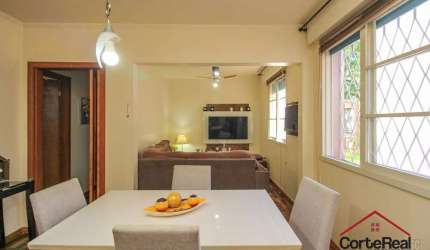 Apartamento com 3 quartos à venda na Rua Carlos Ferreira, 335, Teresópolis, Porto Alegre por R$ 185.000