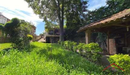 Terreno à venda na Avenida Capivari, 1112, Cristal, Porto Alegre por R$ 1.100.000