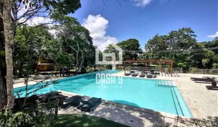 Casa 3 quartos mais dependência em terreno privativo no Quintas do Castelo da Torre Praia do Forte Bahia