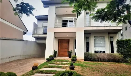 Casa sobrado com 4 dormitórios, 3 suítes no bairro Bela Vista em Canoas