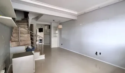 Casa Sobrado em Condomínio com 3 dormitórios, 1 vaga de garagem, bairro Rio Branco, Canoas