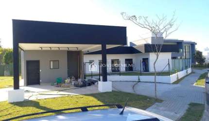 Casa com 4 dormitórios à venda, 280 m² por R$ 2.400.000,00 - Água_ Soca - São José dos Campos/SP