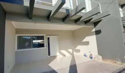 Casa Sobrado geminado localizado em Pirabeiraba, Joinville