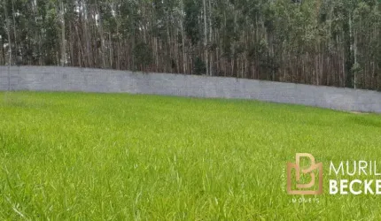 Terreno em condomínio fechado, 1000 metros, a venda no Centro de PARAIBUNA