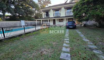 Casa com 4 quartos na Praia de Itaúna em Saquarema