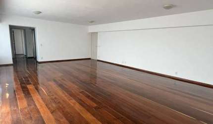 Apartamento para locação 230m² - Centro de São José dos Campos.