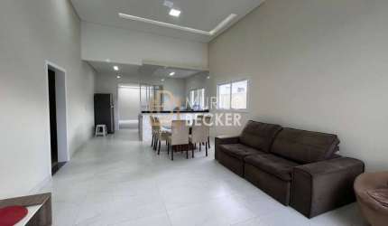 Casa  a venda em Condomínio Fechado 180m² - 3 quartos 1 suíte - Aruanã