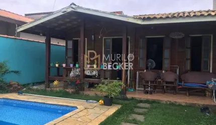 Casa de Madeira para Venda com 3 quartos no Bairro Villa Branca