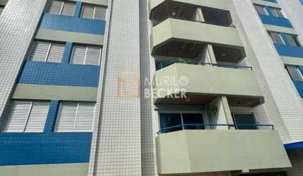 Apartamento todo reformado à Venda 3 quartos no bairro Vila Adyana / SJCamp