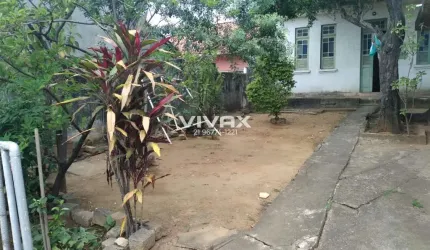 Casa com 2 quartos à venda na Rua Poconé, Encantado, Rio de Janeiro, 440 m2 por R$ 225.000
